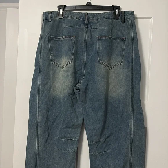 Men's Blue Jeans - Picture 5 of 6